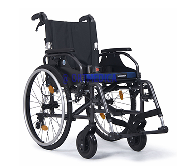 wózek inwalidzki D200B69